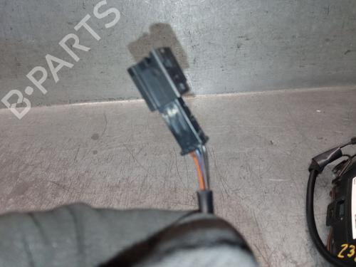 Steering wheel controls PEUGEOT 508 SW I (8E_) 1.6 HDi | BP29999083E15