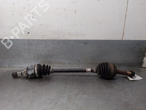 Used Left front driveshaft Left front driveshaft TOYOTA YARIS (_P13_) 1.0 (KSP130) (72 hp) 33989620 33989620