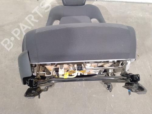 Siège avant droit TOYOTA AVENSIS Saloon (_T27_) 2.0 D-4D (WWT271_) | BP30579667C16