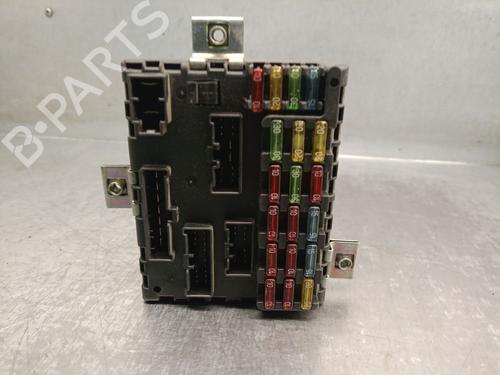 Used Fuse box FIAT PUNTO (176_) 60 1.2 (176AP, 176AR, 176AQ, 176BB) (60 hp) 22723298