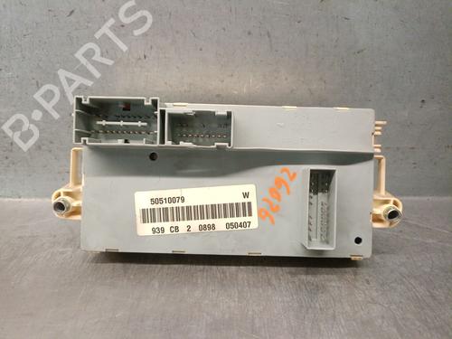 Fuse box ALFA ROMEO 159 (939_) 1.9 JTDM 16V (939AXC1B, 939AXC12) | BP37243517E1 - Image 2