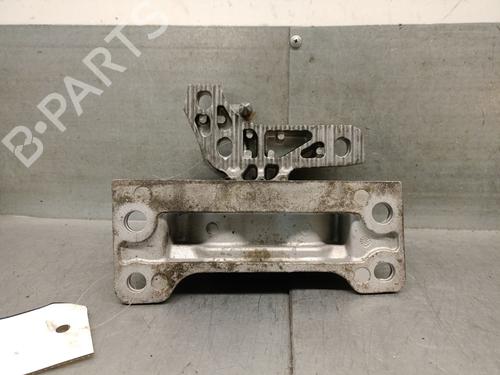 Used Engine mount RENAULT MASTER III Van (FV) 2.3 dCi 130 FWD (FV0M, FV0Y, FV0J, FV02, FV03) (130 hp) 32779342