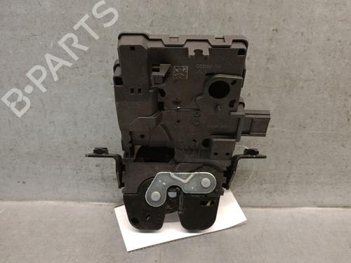Used Tailgate lock Tailgate lock JAGUAR XE (X760) 2.0 D (180 hp) 33939228 33939228