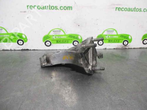 Used Engine mount CITROËN XSARA (N1) 1.9 TD (90 hp) 8762188