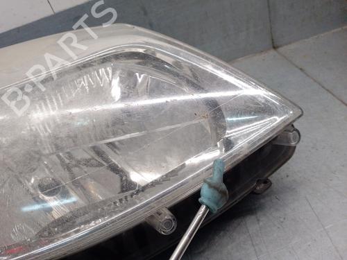 Right headlight DACIA SANDERO 1.5 dCi | BP31052388C29 