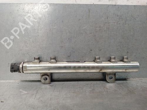 injection-rail-opel-corsa-d-s07-2006-2007-2008-2009-2010-2011-2012-2013-2014-2015-37157036 main image