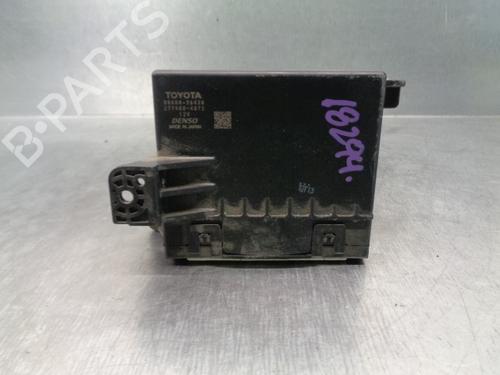 Used Control unit LEXUS CT (ZWA10_) 200h (ZWA10_, ZWA10R) (136 hp) 13878092