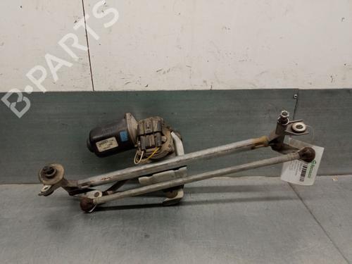 Used Front wiper motor OPEL CORSA C (X01) 1.3 CDTI (F08, F68) (70 hp) 29190042