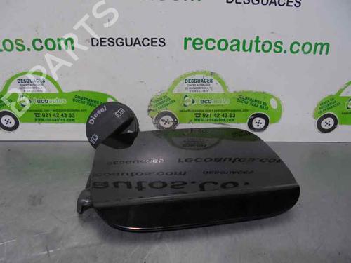 Używane Klapa wlewu paliwa AUDI A4 B7 Avant (8ED) 2.5 TDI (163 hp) 6638270