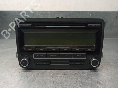Used Radio VW PASSAT B6 (3C2) 2.0 TDI 16V (140 hp) 8386574