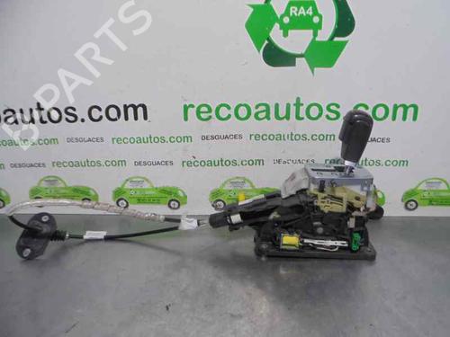 Used Gear lever VOLVO S60 II (134) D3 (163 hp) 7445519