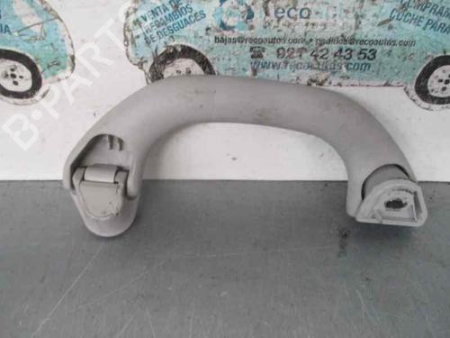 Used Front right interior door handle VW POLO (9N_, 9A_) 1.4 TDI (70 hp) 4387098