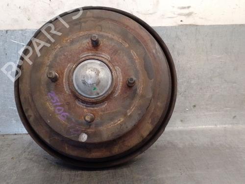 Used Right rear steering knuckle Right rear steering knuckle FORD FIESTA V (JH_, JD_) 1.4 TDCi (68 hp) 33691399 33691399