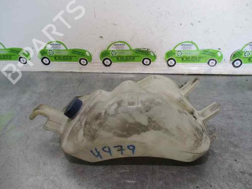 Used Windscreen washer tank Windscreen washer tank 7443669 7443669