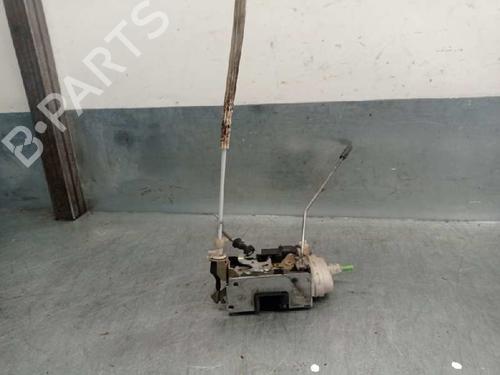 Used Front right lock AUDI A8 D2 (4D2, 4D8) S8 quattro (360 hp) 8235552