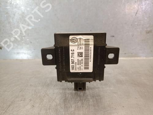 Elektronisk modul AUDI A3 (8P1) 2.0 TDI 16V (140 hp) 30458689