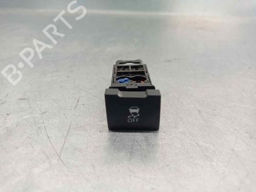Used Switch Switch 12189177 12189177