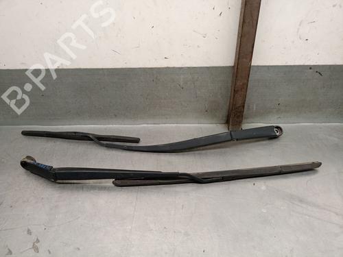 Used Front windshield wiper arm Front windshield wiper arm HYUNDAI i10 II (BA, IA) 1.0 (67 hp) 39747371 39747371