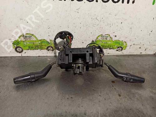 Forlygtekontakt Forlygtekontakt HYUNDAI H-1 / STAREX Bus (A1) 2.5 TCi (99 hp) 5625434 5625434