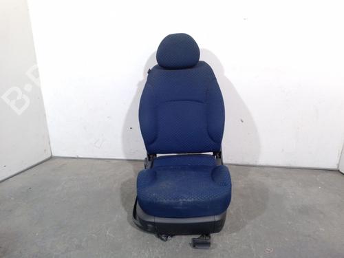 Used Right front seat FIAT STILO (192_) 1.9 D Multijet (100 hp) 30137300