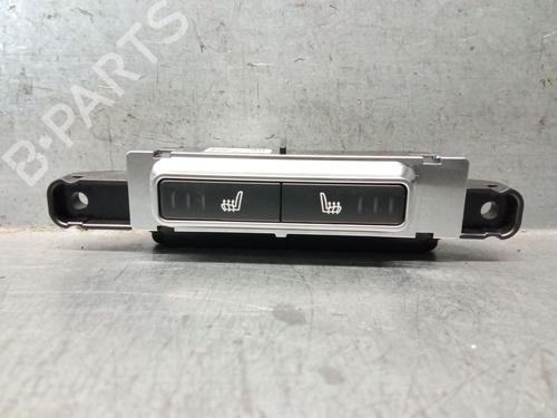 Used Switch JAGUAR F-PACE (X761) 2.0 TD4 (180 hp) 30151021