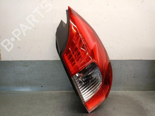 Used Right taillight RENAULT SCÉNIC II (JM0/1_) 1.9 dCi (JM0G, JM12, JM1G, JM2C) (120 hp) 30596741