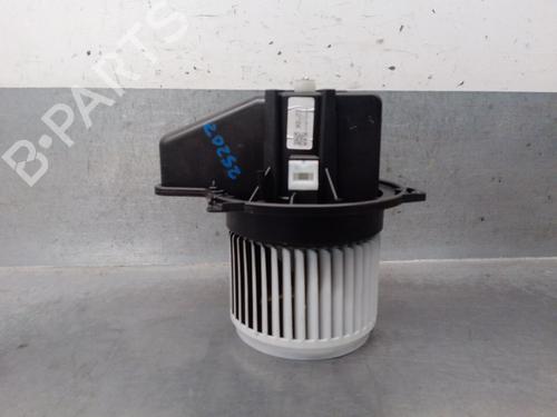 Used Heater blower motor Heater blower motor FIAT 500e (332_) Elektro 3+1 (FA1) (118 hp) 34720285 34720285