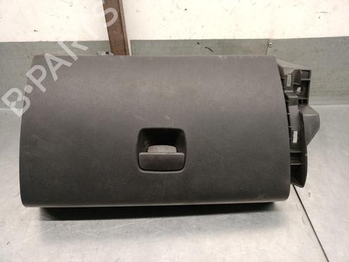 Used Glove box Glove box RENAULT TRAFIC III Bus (JG_) 1.6 dCi 125 (JGMH) (125 hp) 39963017 39963017