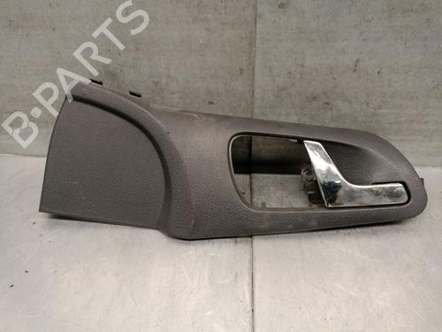 Used Front right interior door handle Front right interior door handle 37518914 37518914