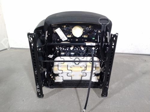 Right front seat SKODA KAMIQ (NW4) 1.0 TSI | BP36841025C16  - Image 9