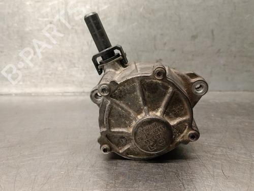 Used Vacuum pump Vacuum pump MERCEDES-BENZ E-CLASS (W212) E 200 CDI / BlueTEC (212.005, 212.006) (136 hp) 33816971 33816971