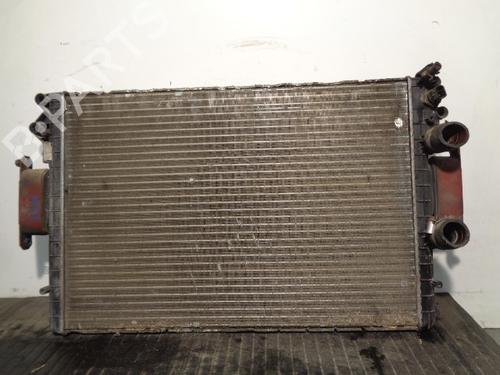 Used Water radiator Water radiator 13407253 13407253