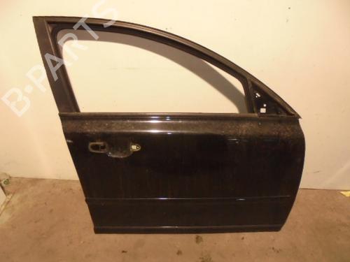 Right front door VOLVO V50 (545) D5 31335444 | NEGRA | 5 | PUERTAS