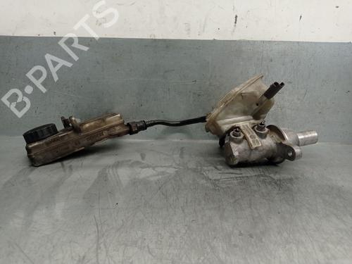 Used Brake master cylinder PEUGEOT 308 I (4A_, 4C_) 1.6 HDi (90 hp) 26739533