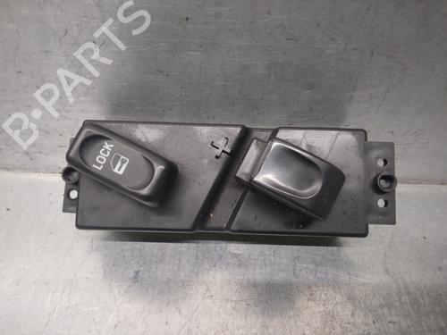 Used Right front window switch OPEL MONTEREY A (M92) 3.1 TD (UBS69D, UBS69G) (114 hp) 13521592