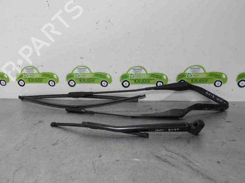 Used Front windshield wiper arm BMW 1 (E87) 120 d (177 hp) 3470801