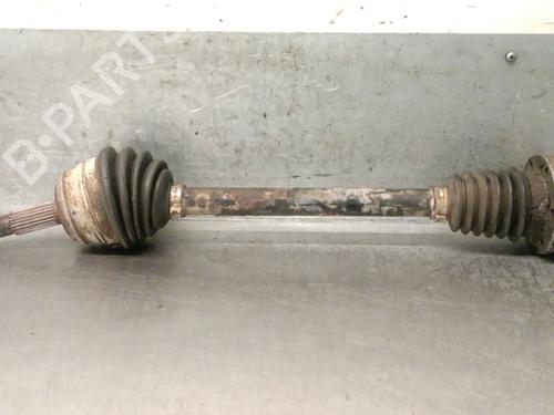 Used Left front driveshaft VW GOLF III (1H1) 1.6 (101 hp) 31665954