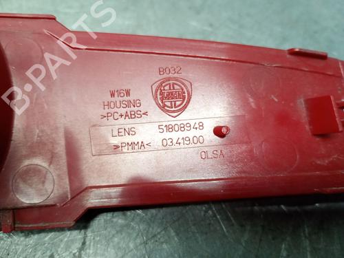 Rear fog light LANCIA DELTA III (844_) 2.0 D Multijet (844.AXD1A, 844.AXM1A) | BP27692785C37 