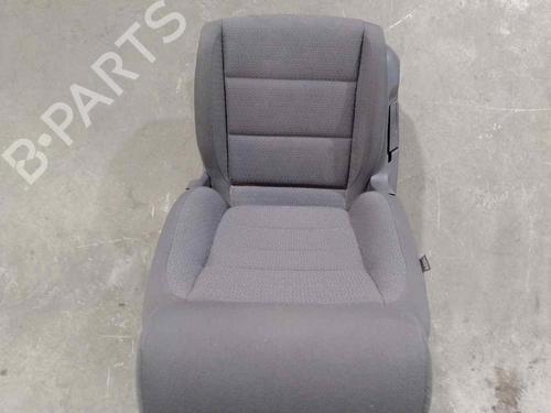 Right front seat VW TOURAN (1T1, 1T2) 1.9 TDI | BP12926031C16 