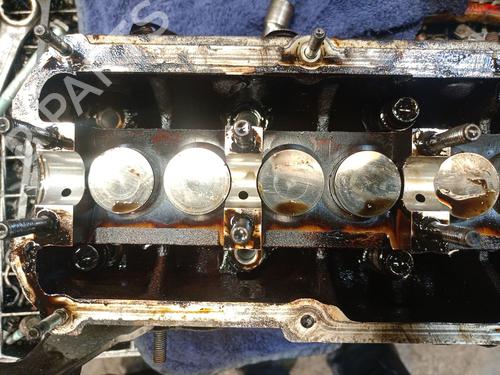 Used Cylinder head Cylinder head 37664918 37664918