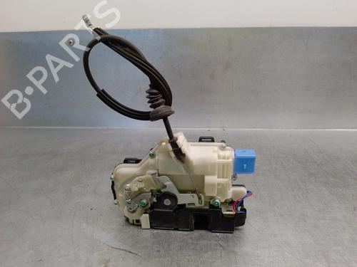 Used Front left lock VW POLO (9N_, 9A_) 1.4 16V (75 hp) 15548266