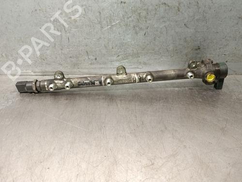 Used Injection rail Injection rail MERCEDES-BENZ A-CLASS (W168) A 170 CDI (168.009, 168.109) (95 hp) 33004355 33004355
