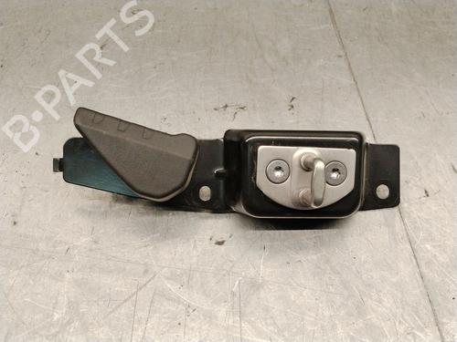 Used Tailgate handle Tailgate handle MERCEDES-BENZ CITAN Box Body/MPV (W420) 1.5 110 CDI (420.623, 420.625) (95 hp) 39527378 39527378