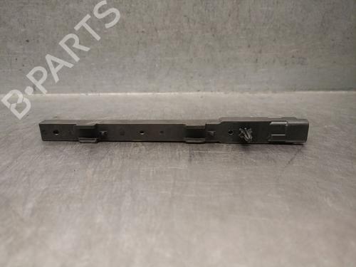 Used Antenna/Base PEUGEOT 308 III (FB_, FH_, FP_, F3_, FM_) BlueHDi 130 (FBYHZL, FBYHZT) (131 hp) 25244703