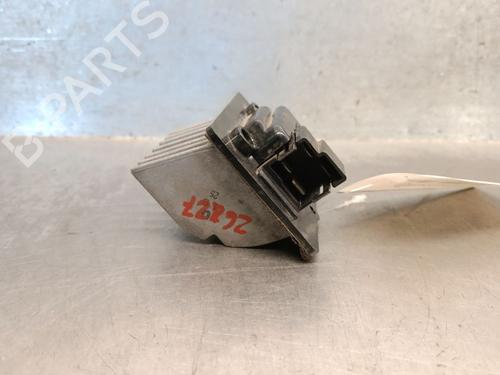 Used Heater resistor Heater resistor LAND ROVER DISCOVERY II (L318) 2.5 Td5 4x4 (136 hp) 40532310 40532310