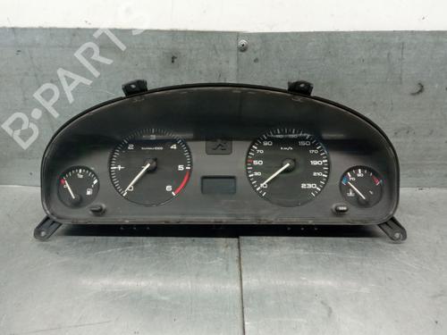 Used Instrument cluster PEUGEOT 406 (8B) 2.0 HDI 110 (109 hp) 29003077