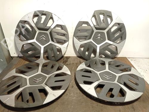 Used Hub cap Hub cap KIA SPORTAGE IV (QL, QLE) 1.6 CRDi AWD (136 hp) 36338567 36338567