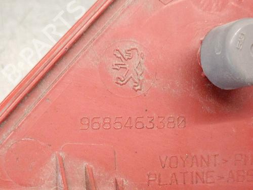 Left taillight PEUGEOT 3008 I MPV (0U_) 2.0 HDi Hybrid4 (0URHCA) | BP28318381C34 
