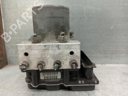 Used ABS pump TOYOTA COROLLA Verso (ZER_, ZZE12_, R1_) 2.2 D-4D (AUR10_, AUR10R) (136 hp) 30686645