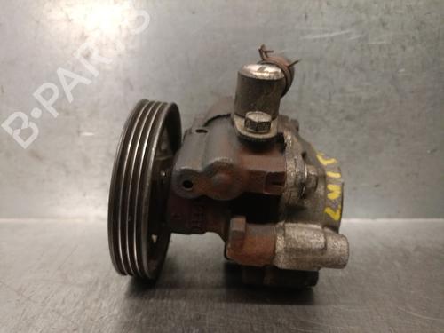 Used Steering pump RENAULT CLIO II (BB_, CB_) 1.2 (BB0A, BB0F, BB10, BB1K, BB28, BB2D, BB2H, CB0A,... (58 hp) 31631587